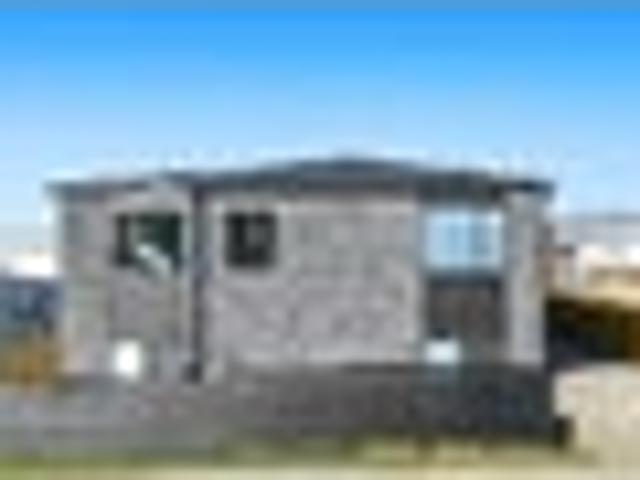 Townhouse for sale in Owhata, Oroua County