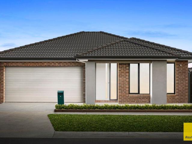 House for sale in Pinegrove, Melbourne