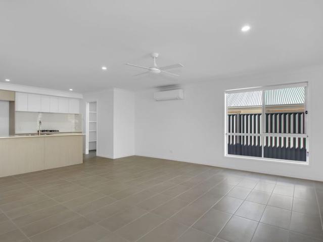 House for rent in Thrumster, New South Wales