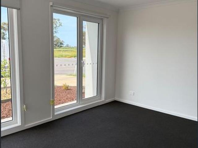 House for rent in Yarrawonga, Shire of Moira