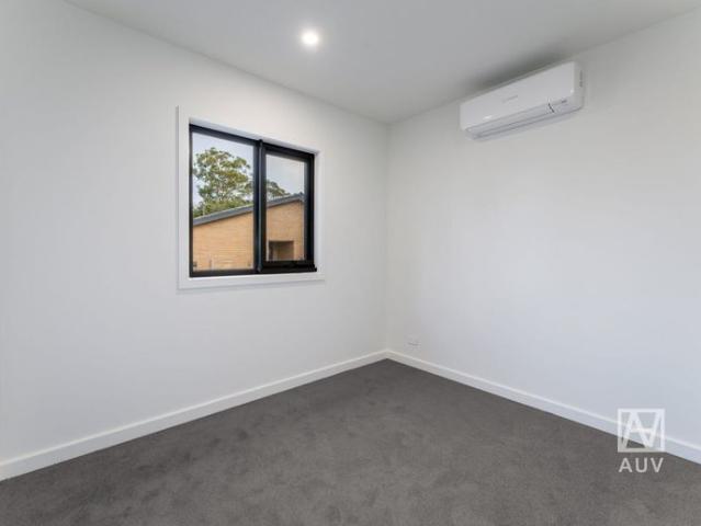 Townhouse for rent in Camerons Creek, Victoria