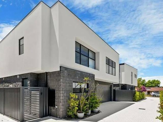 House for rent in Cockburn, Western Australia
