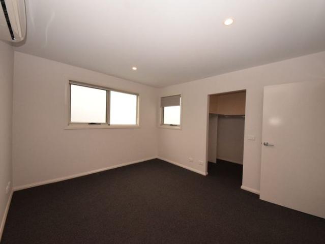 Townhouse for rent in Camerons Creek, Victoria