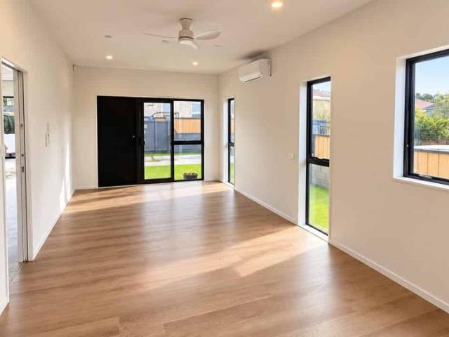 House for rent in Paremoremo, Oroua County