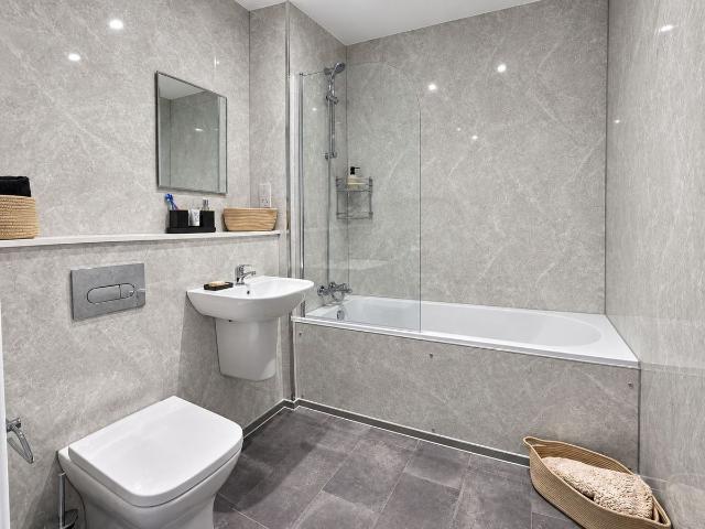 Apartment for rent in St Matthew's, Old Wharf