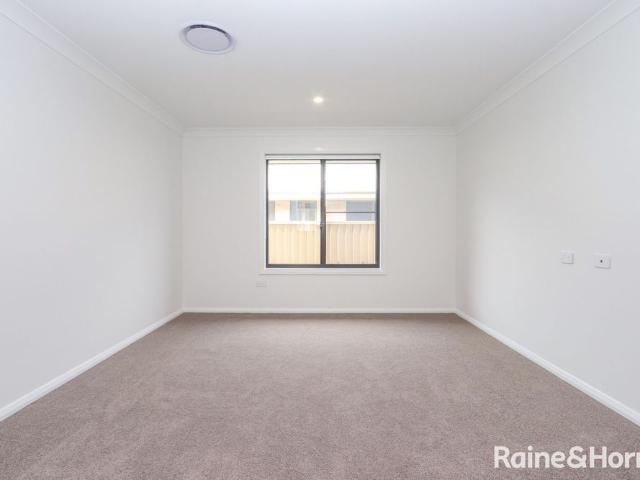 House for rent in Kelso, Bathurst