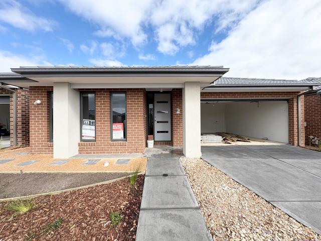 House for rent in Mickleham, Victoria