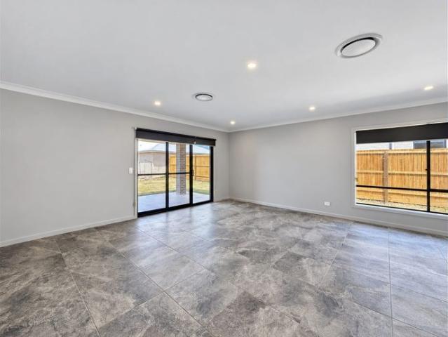 House for rent in Yarrabilba, Greater Brisbane