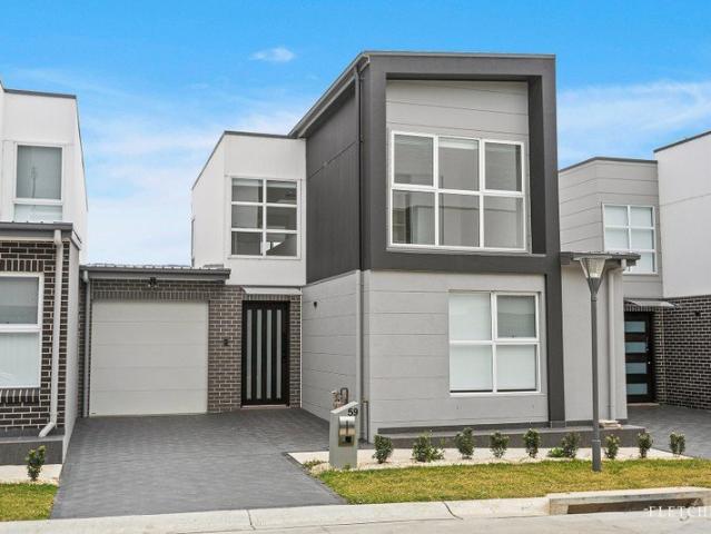 Townhouse for rent in Wollongong West, New South Wales