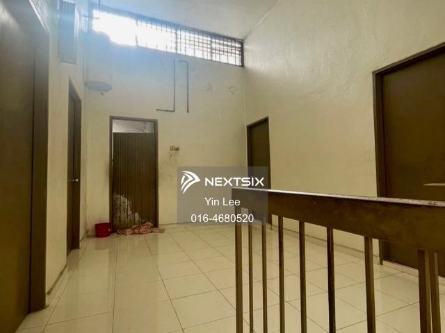 Warehouse for sale in Banting, Selangor