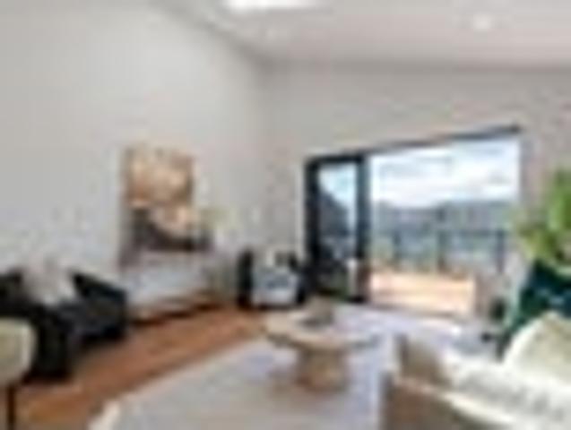 Townhouse for sale in Linden, Wellington