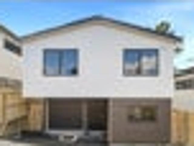 House for sale in Oratia, Oroua County