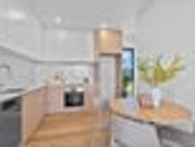 Townhouse for sale in New Lynn, Oroua County