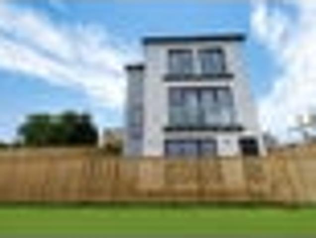 House for sale in Scott Bay, Upper Harbour