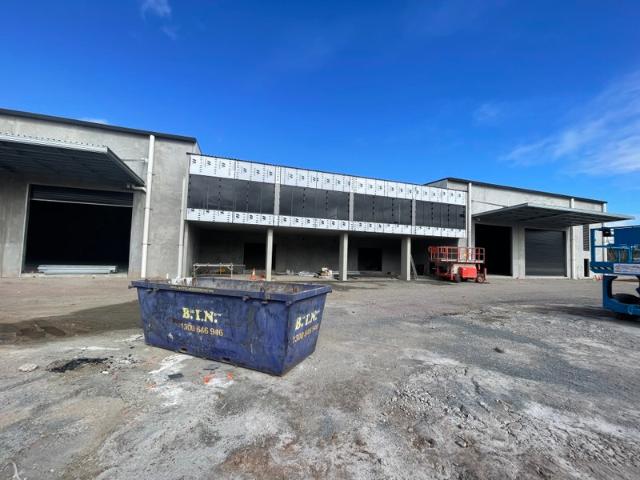 Warehouse for rent in Toombul, Queensland