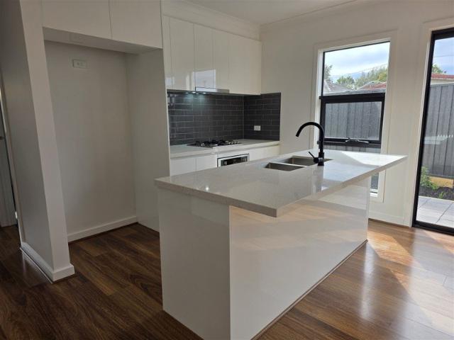 Cottage for sale in Camerons Creek, Victoria
