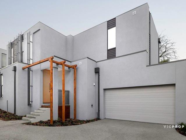 Townhouse for sale in Camerons Creek, Victoria