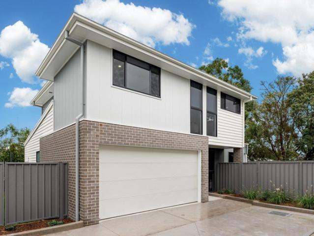 Townhouse for sale in Ambergate, New South Wales