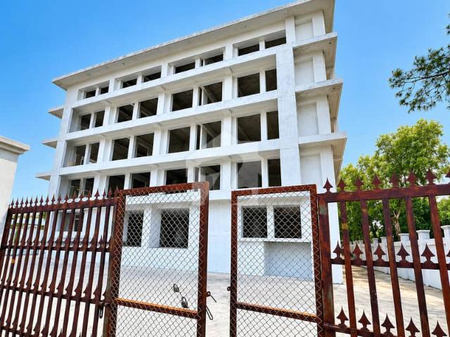 Building for rent in اسلام آباد, زون 1