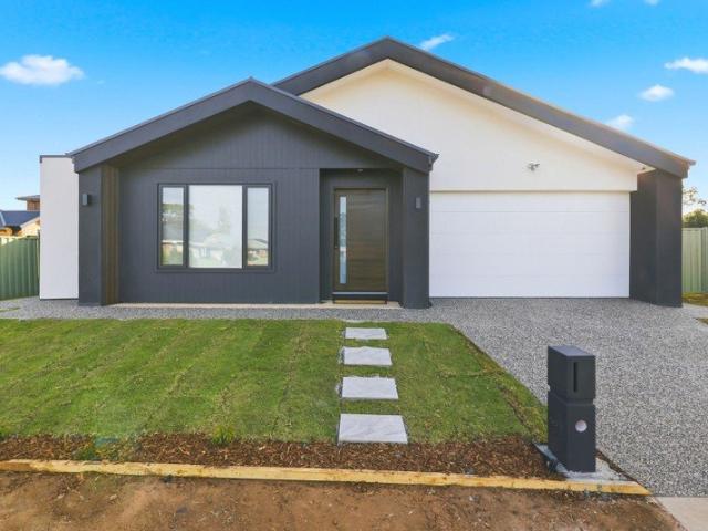 House for sale in Bacchus Marsh, Victoria