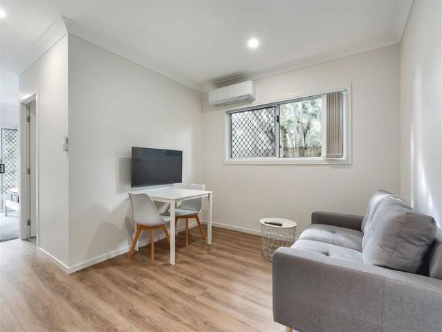 Granny Flat for rent in Toombul, Queensland