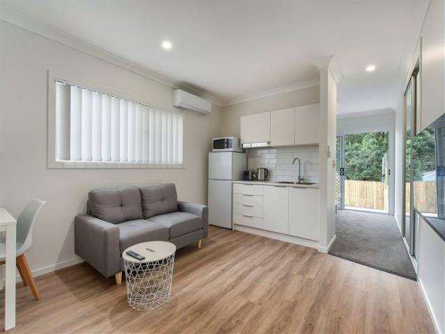 Granny Flat for rent in Toombul, Queensland