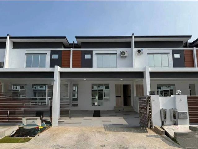 Terraced House for rent in Miri, Bahagian Miri