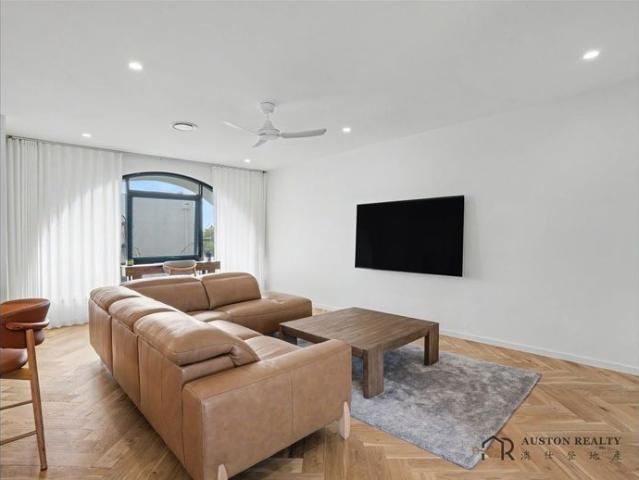 Townhouse for rent in Fernbrook, Queensland