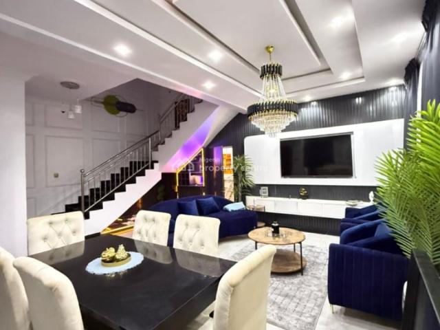 Detached house for sale in Eti Osa, Abuja