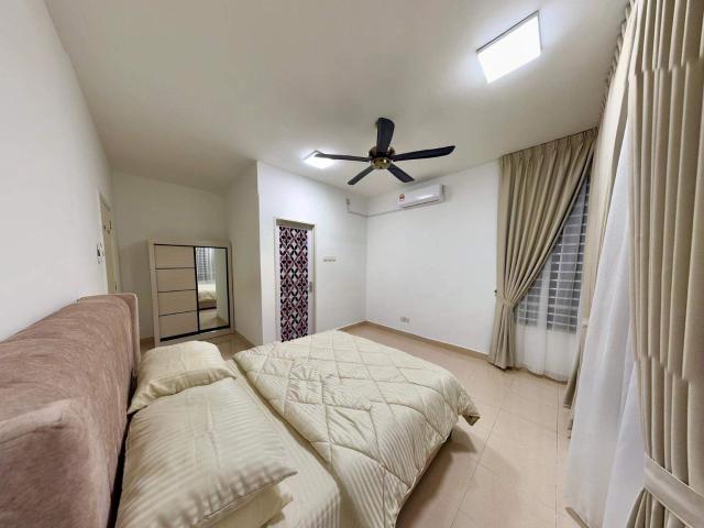 Room for rent in Seksyen U1, Shah Alam