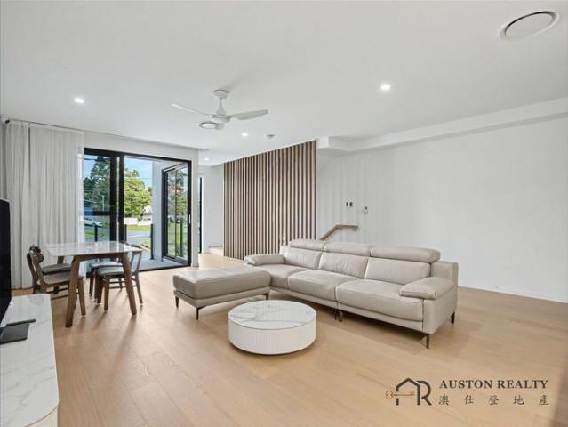 Townhouse for rent in Fernbrook, Queensland
