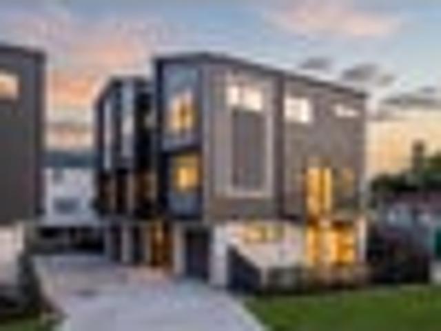 House for sale in Sunnynook, Oroua County