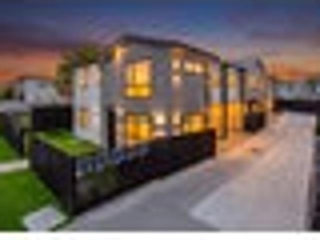 Townhouse for sale in Kelston, Oroua County