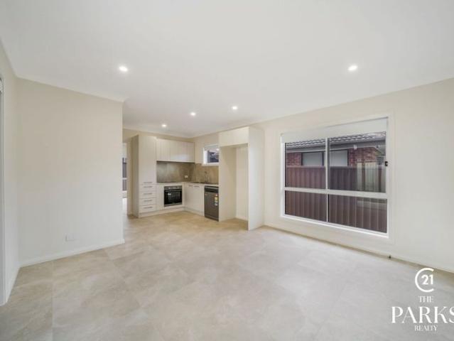 House for rent in Bossley Park, Sydney