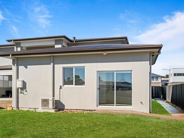 Villa for rent in Sydney, New South Wales