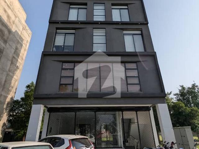Building for sale in لاہور, لاہور ڈویژن