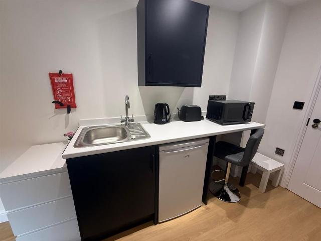 Room for rent in Berry Hill, Mansfield