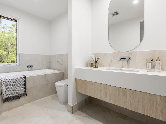 Townhouse for sale in Camerons Creek, Victoria