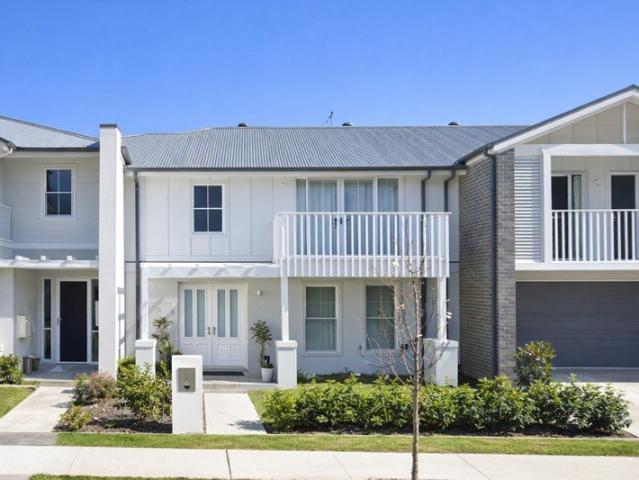 Cottage for sale in Sydney, New South Wales