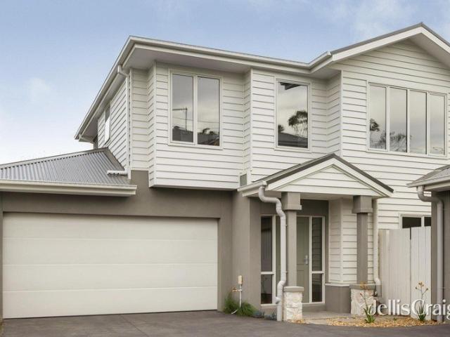 Townhouse for sale in Brighton East, Melbourne