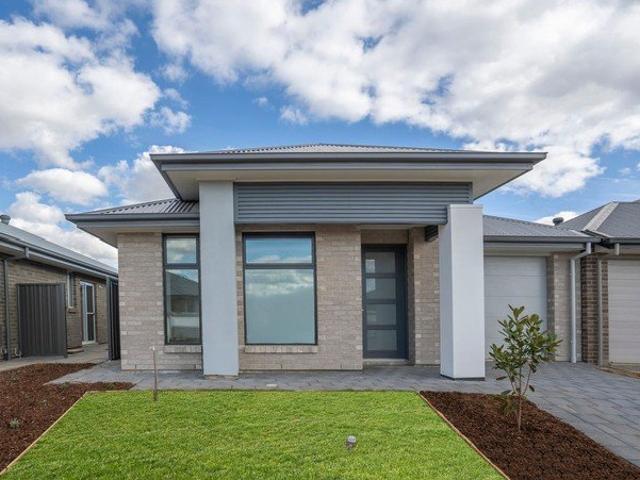 House for sale in Munno Para West, Adelaide