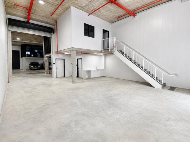 Warehouse for rent in Sydney, New South Wales