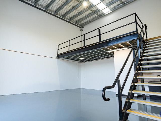 Warehouse for rent in Methul, Queensland