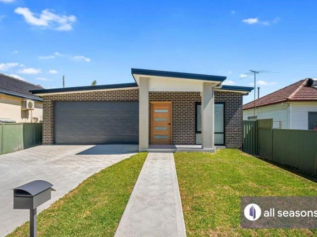Granny Flat for rent in Sydney, New South Wales