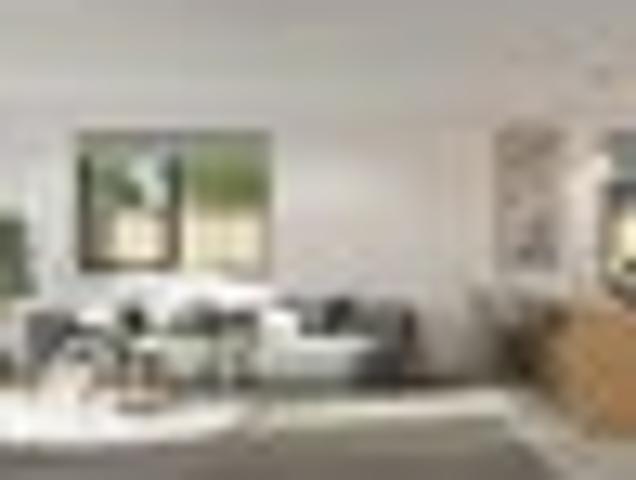 Townhouse for sale in Chaslands, Canterbury
