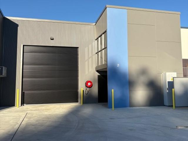 Warehouse for rent in Abington, New South Wales