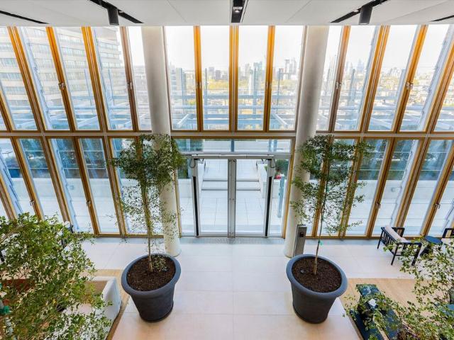 Apartment for rent in Bermondsey Village, Greater London