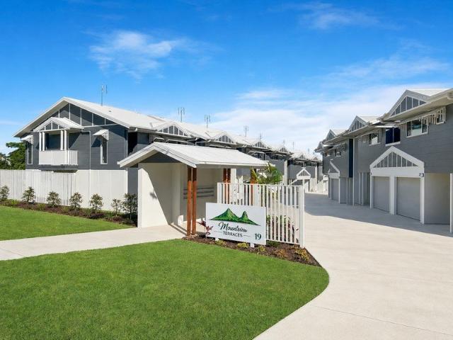 Townhouse for rent in Kings Creek, Queensland