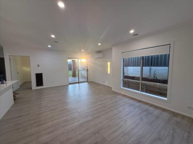 House for rent in Leneva, Victoria