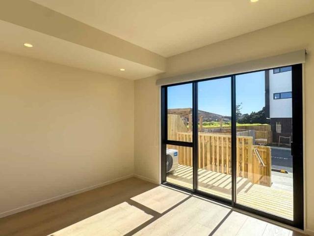 Townhouse for rent in Howick, Oroua County